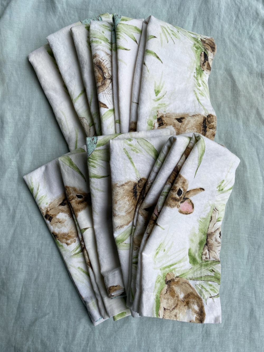 Set of 12 Pottery Barn "Pasture Bunny" rabbit 20" square linen-cotton napkins